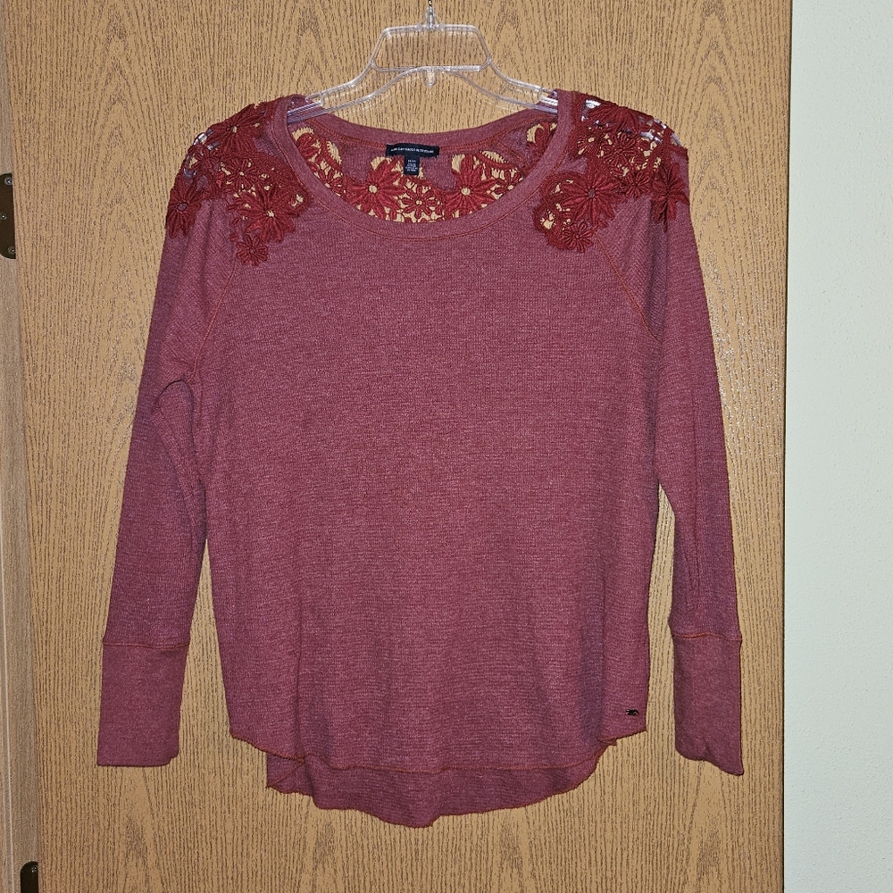 American Eagle Outfitters top